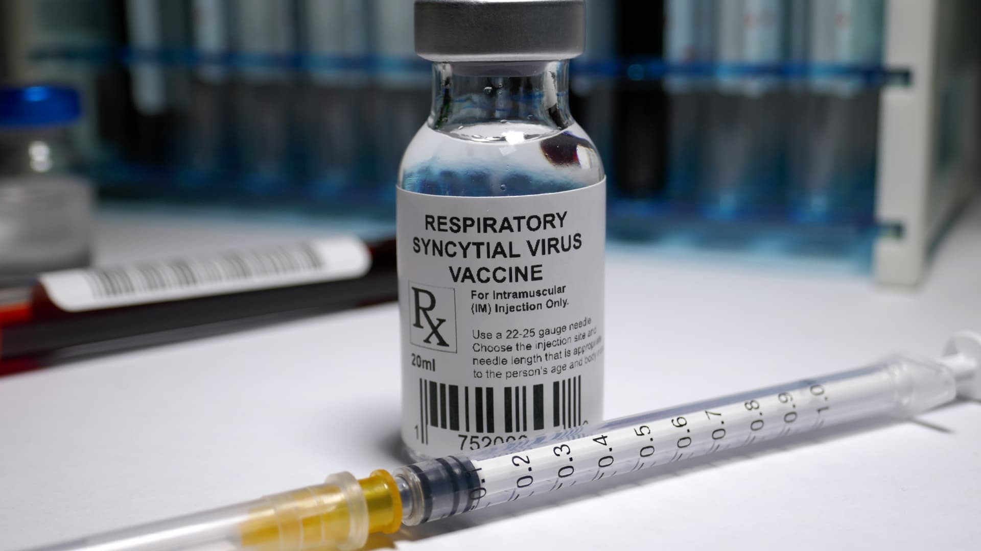 Pfizer’s RSV Vaccine Demonstrates Effectiveness in Immunocompromised Adults