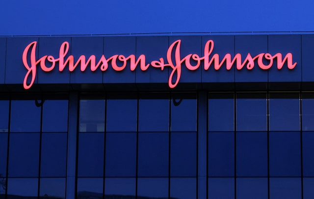 U.S. Government May Demand Over $1 Billion from J&J for Cancer Treatment Expenses