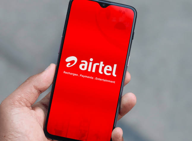 Airtel partners Standard Chartered Bank as it expands its fintech business