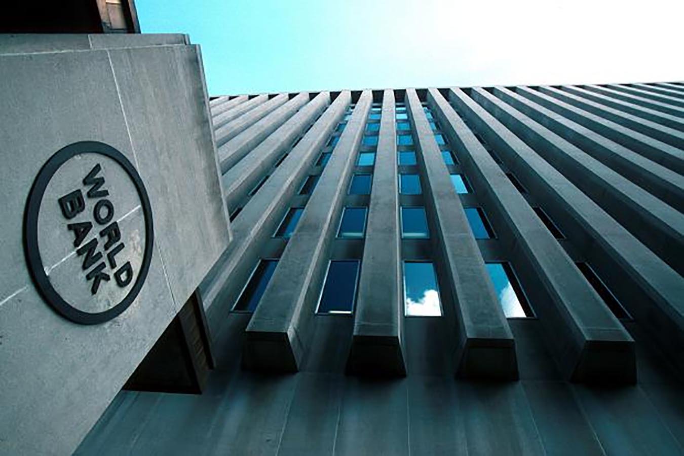 World Bank sees 5% drop in remittances