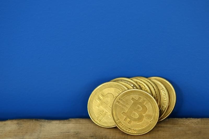 Dutch Bitcoin exchange drags central bank to court over wallet KYC rule