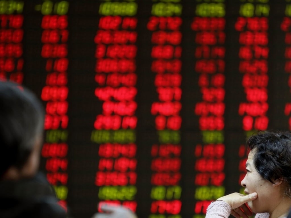 Chinese tech stocks slump as U.S. SEC begins rollout of law aimed at delisting