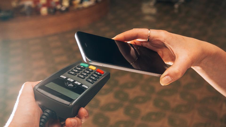 Real-time payments now as popular as cash in Southeast Asia