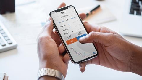Fintech apps outperform banks as pandemic shakes consumer finances