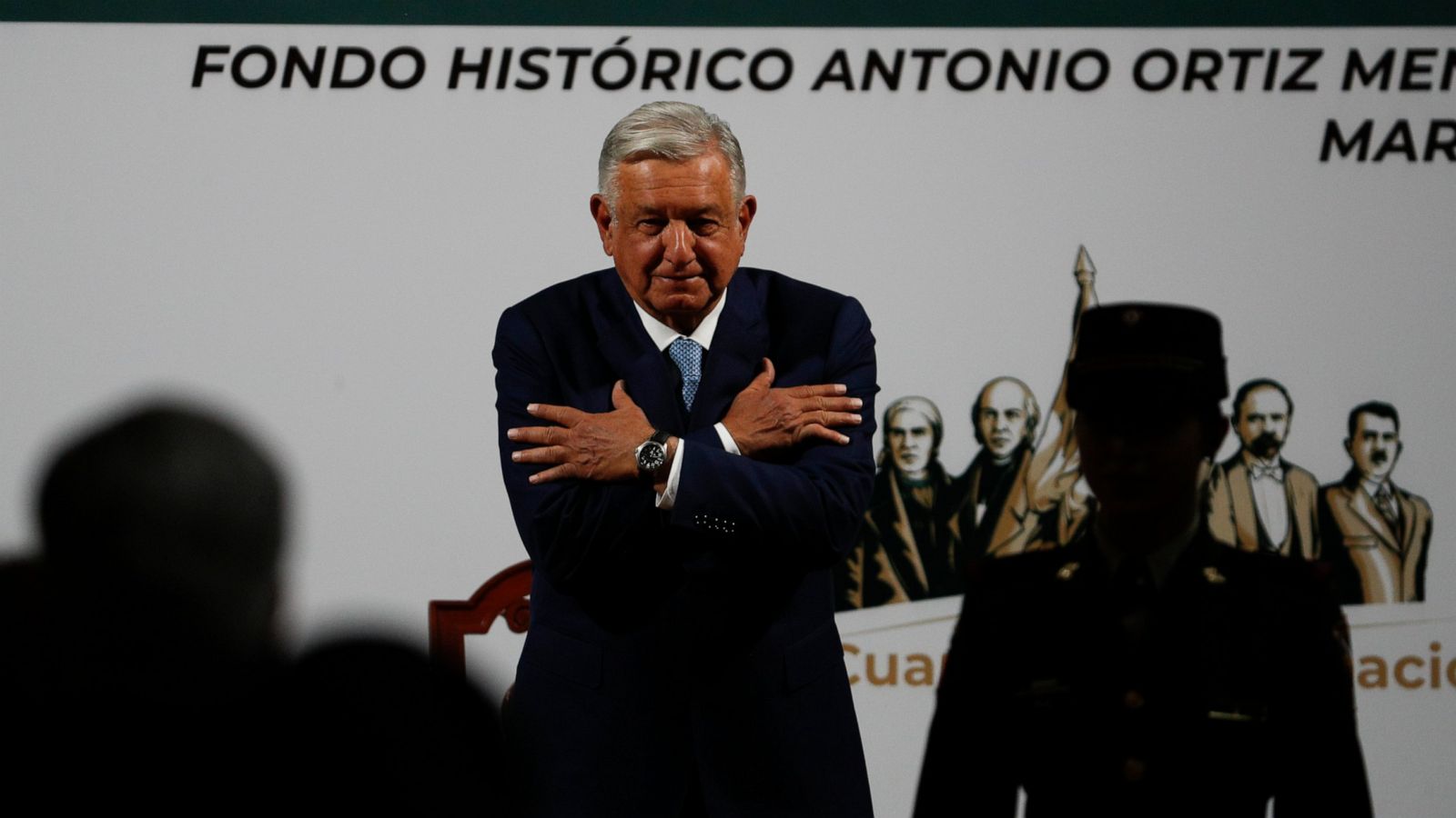Mexico moves to require biometric data from cellphone users
