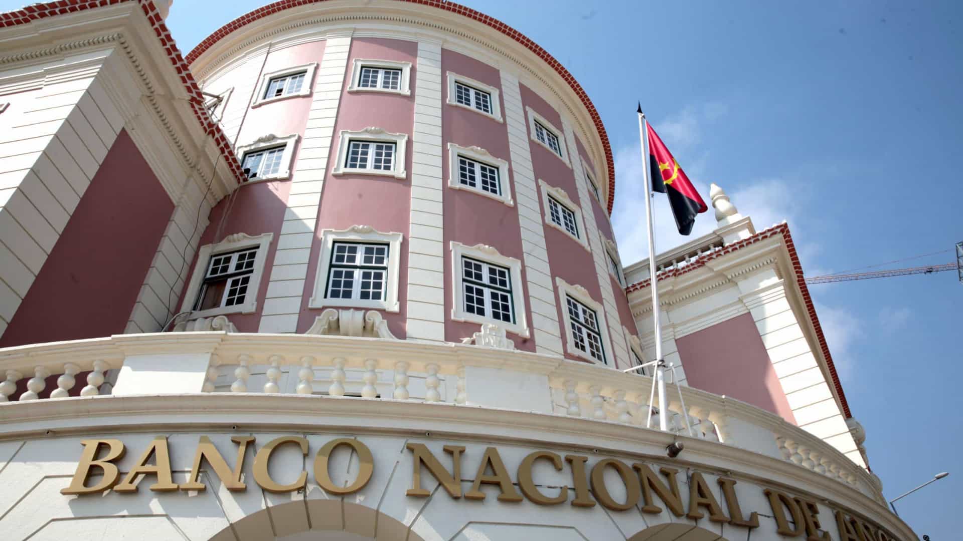 Angola: BNA Revokes Licences of Financial Institutions