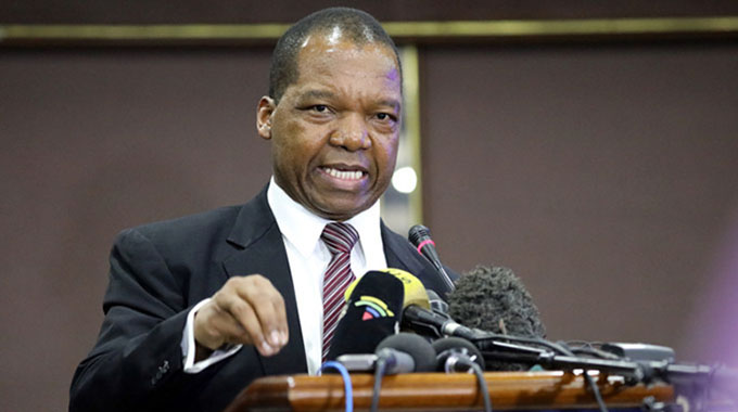 Zimbabwe: Banking Hours Extended for Civil Service Bonus Payouts
