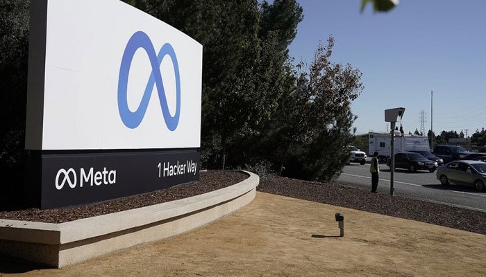 Facebook, Instagram, WhatsApp parent company rebrands to Meta