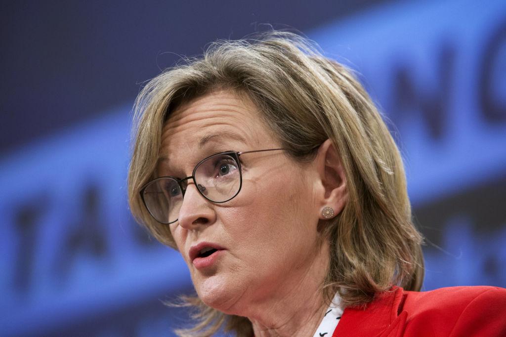 European Commission Urges Members to Agree on Crypto Regulations