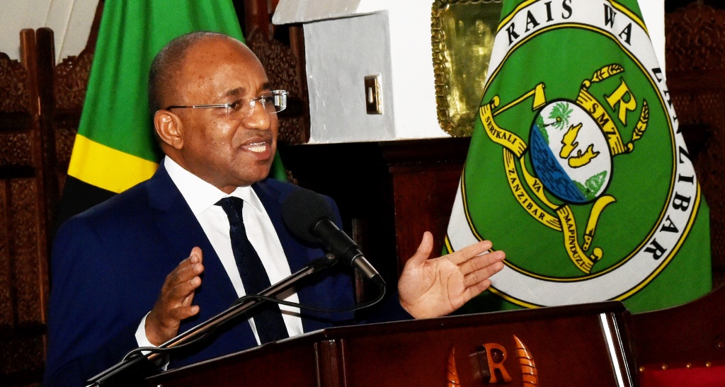 Tanzania: Mwinyi sees more Financial Inclusion as CRDB Launches Islamic Banking