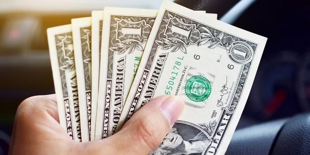 Ghana: Bank of Ghana goes after entities defying its directive against pricing in dollars