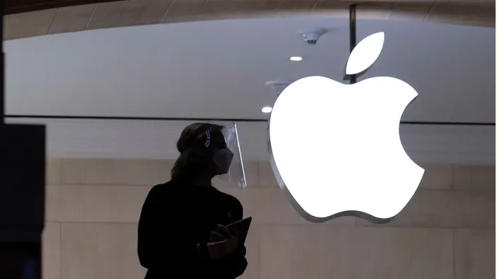 Global: EU accuses Apple of breaking competition law over contactless payments