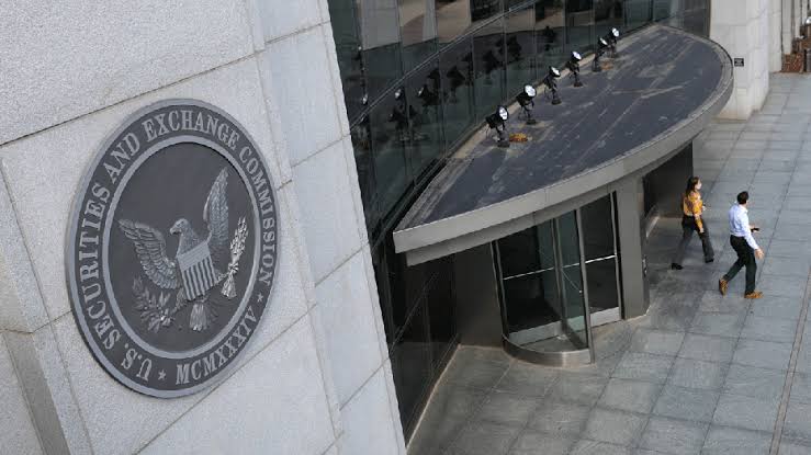 Global: Accounting errors to cost executives their bonuses under SEC rule
