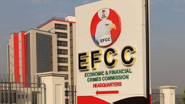 Nigeria: EFCC raids black market forex offices as Naira falls rapidly