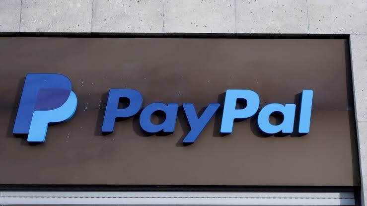 Global: PayPal and Apple to accept each other's payment products