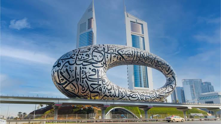 Global: Dubai Introduces Virtual Assets Regulations, in Partnership with DLA Piper