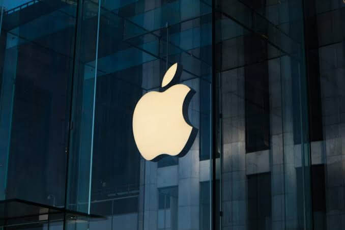 Global: France Probes Apple Over Restricting Smartphone Repair