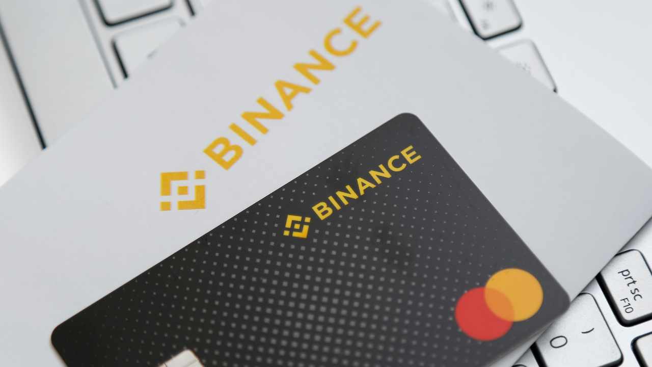 Global: Mastercard and Binance to Terminate Crypto-to-Fiat Card Partnership
