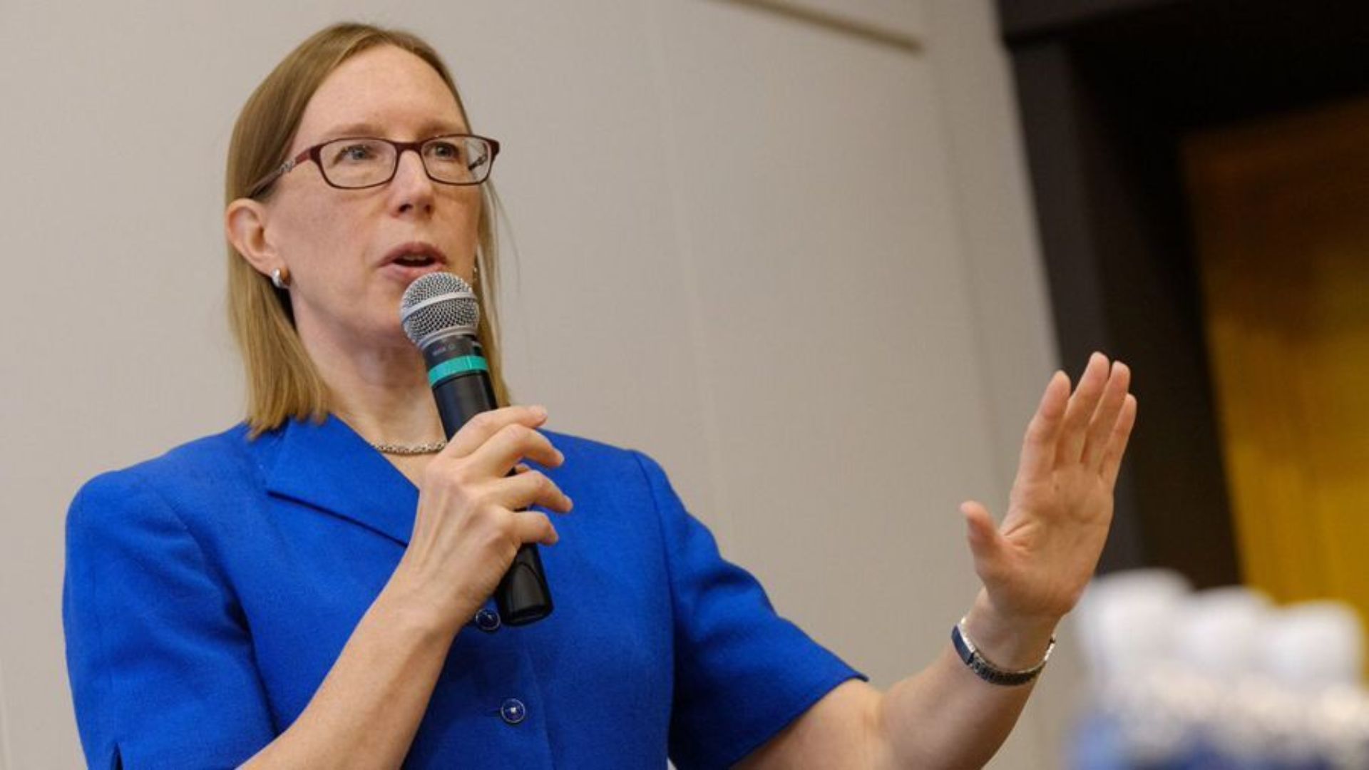 Global: SEC Commissioner Hester Peirce Advocates Increased Decentralization in U.S. Financial System SEC Commissioner Hester Peirce Advocates Increased Decentralization in U.S. Financial System