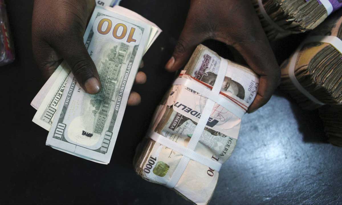 Dollar Strengthens Further Against Naira, Reaches N1,350$