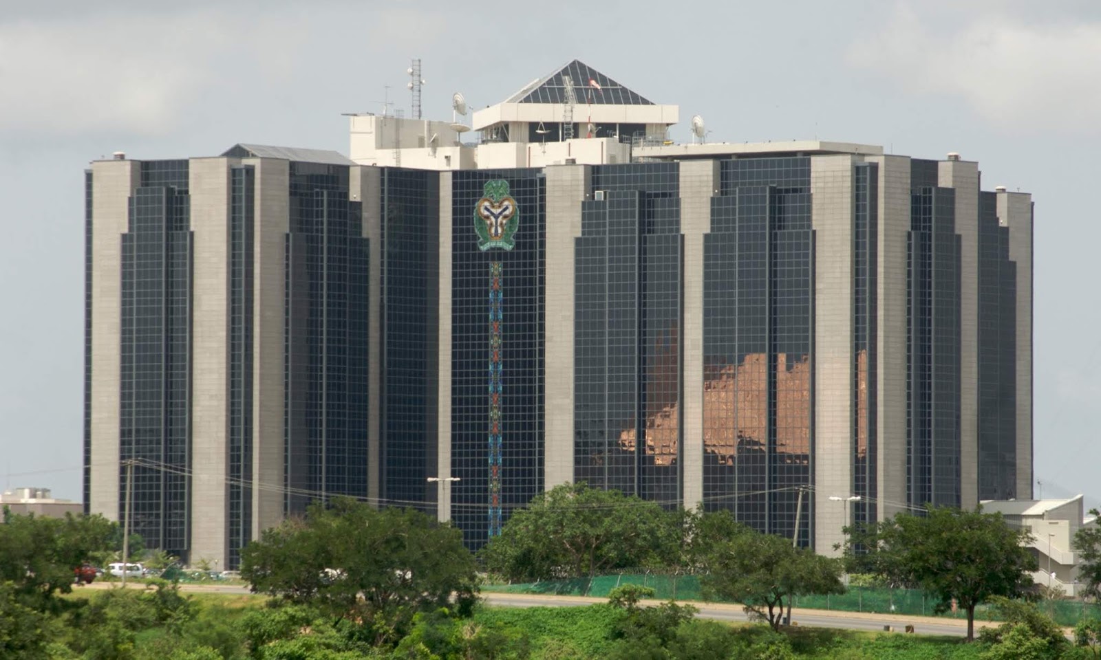 Nigeria: CBN Revokes Heritage Bank's Licence Due to Financial Stability Concerns CBN Revokes Heritage Bank's Licence Due to Financial Stability Concerns