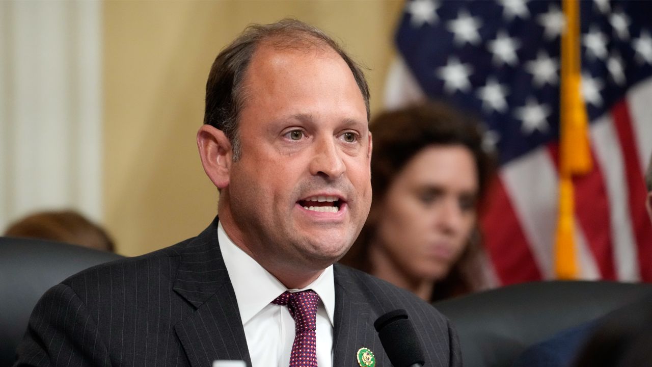 Regulatory 'Ambiguity' in FinTech-FI Partnerships Highlighted at House Financial Services Hearing
