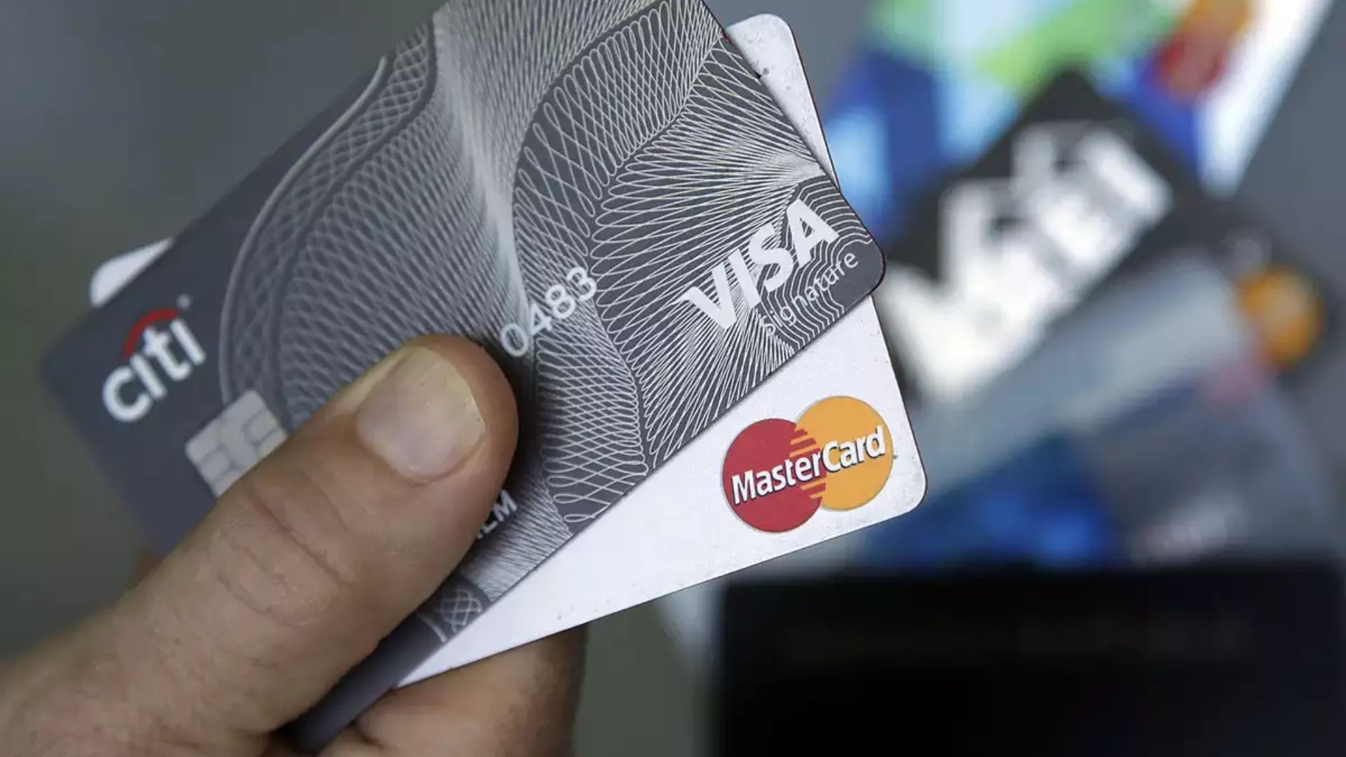 Visa and Mastercard Extend Non-EU Card Fee Caps to 2029, EU Announces