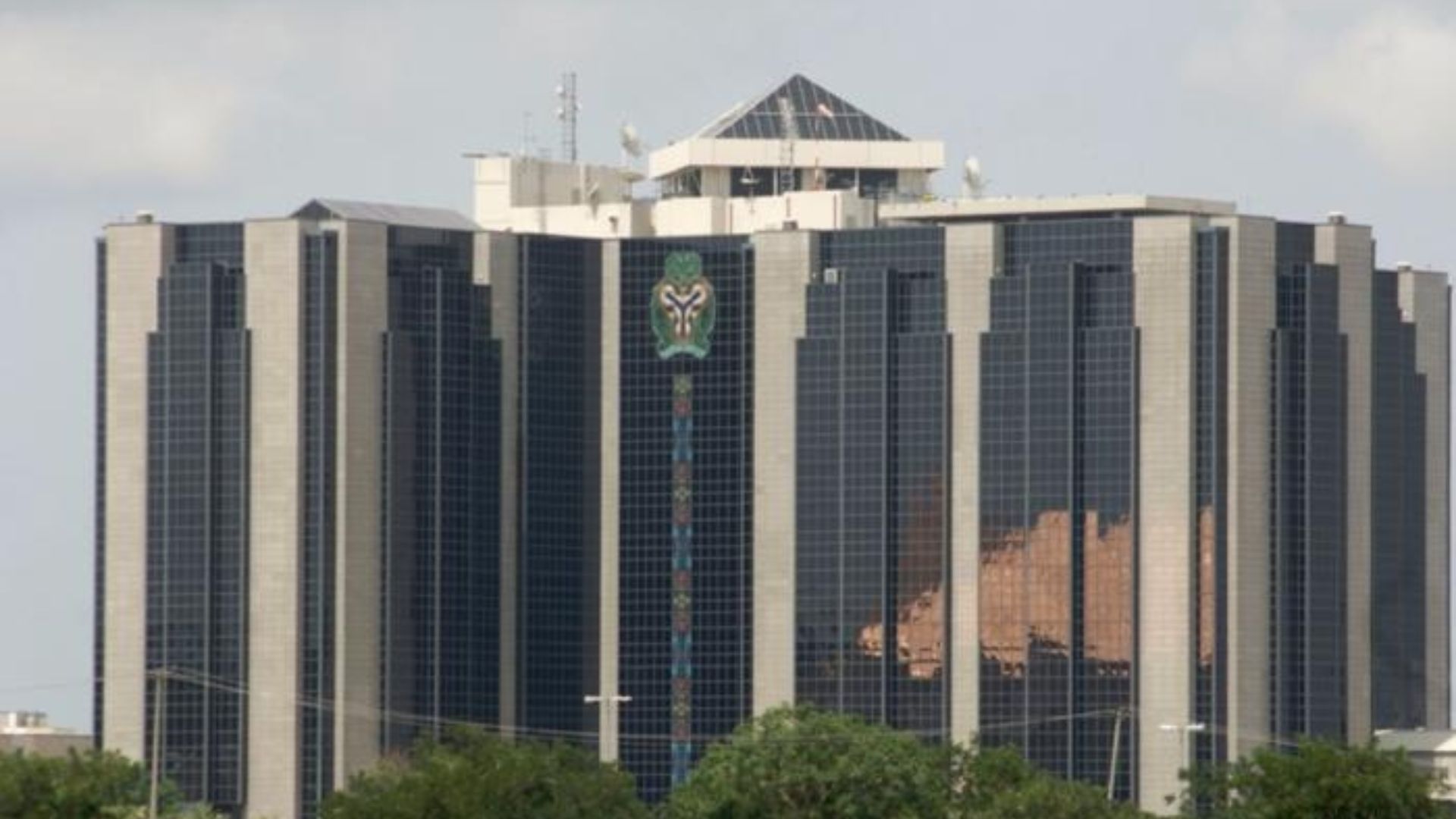 Nigeria: CBN Disqualifies Six Banks in Latest Retail Dutch Auction CBN Disqualifies Six Banks in Latest Retail Dutch Auction
