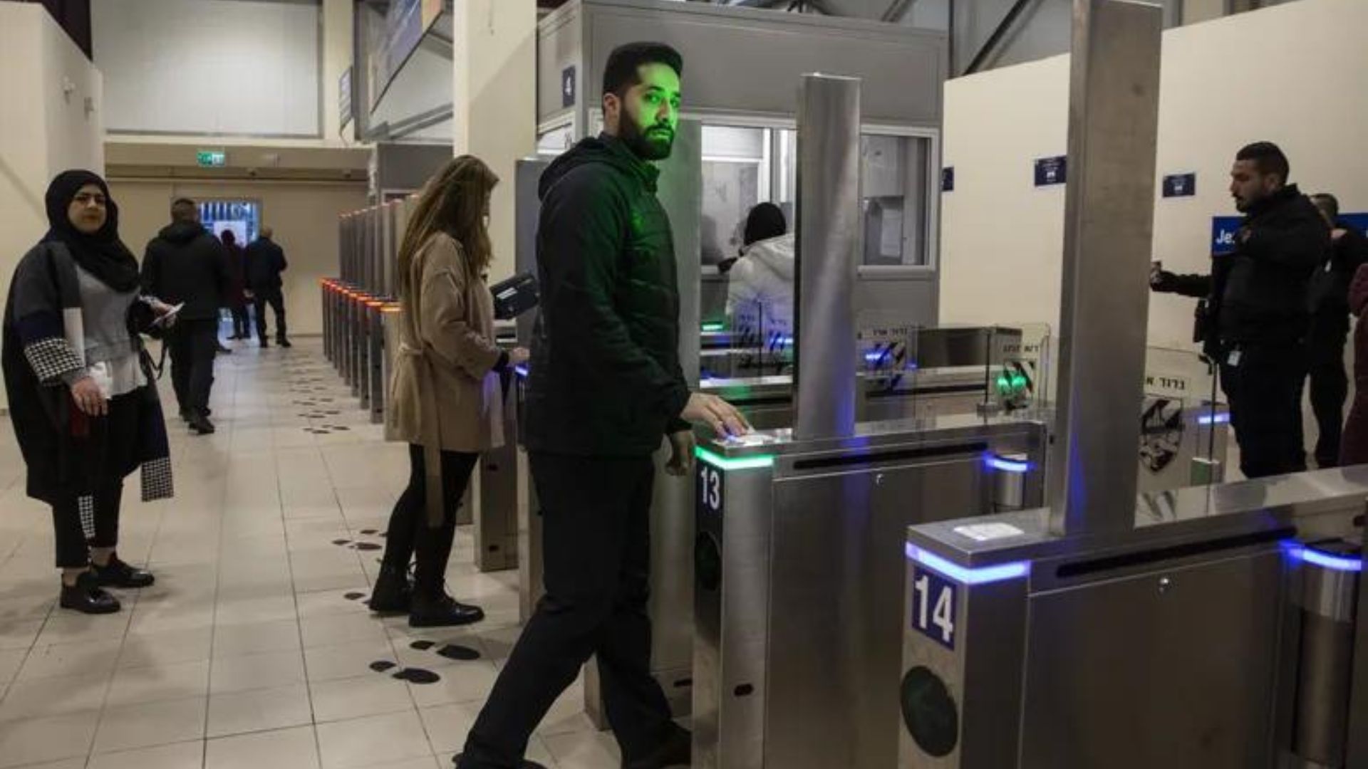 Global: Israel Implements New Biometric Technology at West Bank Border Israel Implements New Biometric Technology at West Bank Border
