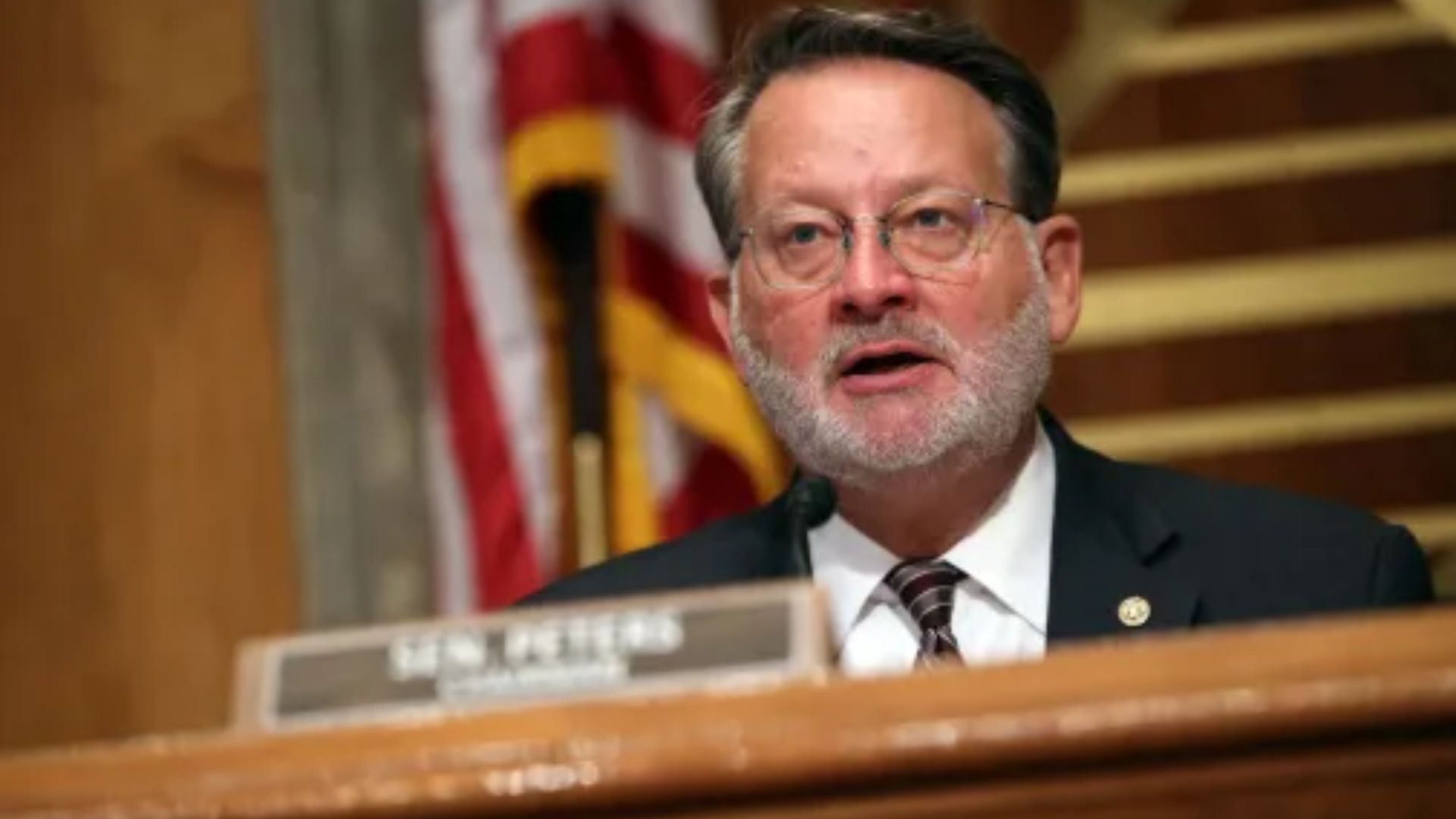 Global: Senate Reconsiders Bill to Ban Government Purchase of Americans' Data Amid Major Security Breach Senate Reconsiders Bill to Ban Government Purchase of Americans' Data Amid Major Security Breach