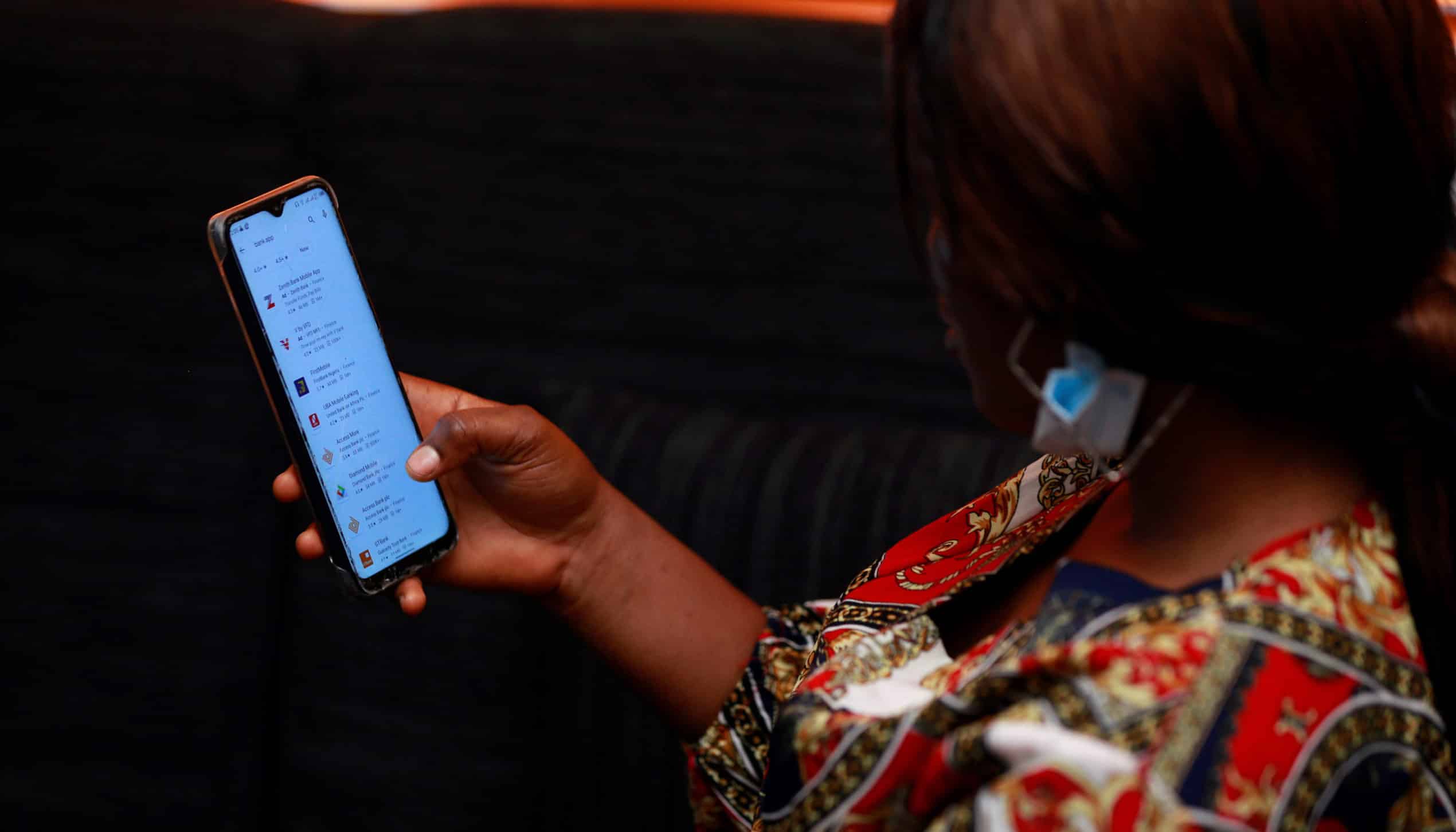 South African Banks Scale Back ATMs as Digital Payments Dominate South African Banks Scale Back ATMs as Digital Payments Dominate