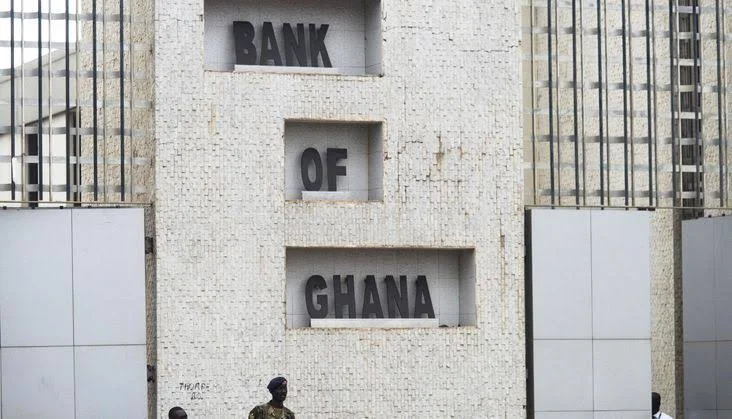 Ghana: BoG revokes licences of 2 forex bureaus for breaching foreign exchange laws
